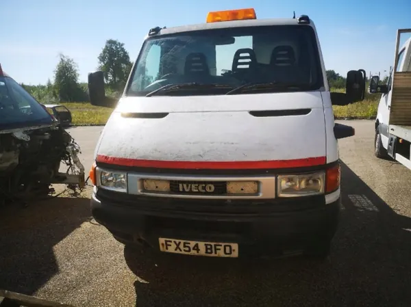 Iveco Daily ovenlukko OEM as2 - Etu vasen 2004 image 5