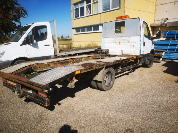 Iveco Daily ovenlukko OEM as2 - Etu vasen 2004 image 7