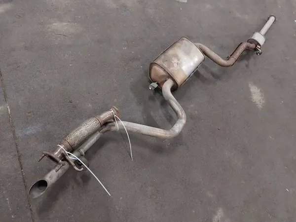 Silenciador completo Kia Ceed II 1.6 CRDI image 2