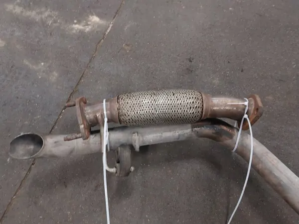 Silenciador completo Kia Ceed II 1.6 CRDI image 3