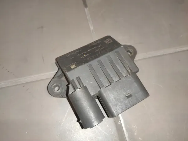 Module relais bougies OEM A6429007801 Mercedes image 2