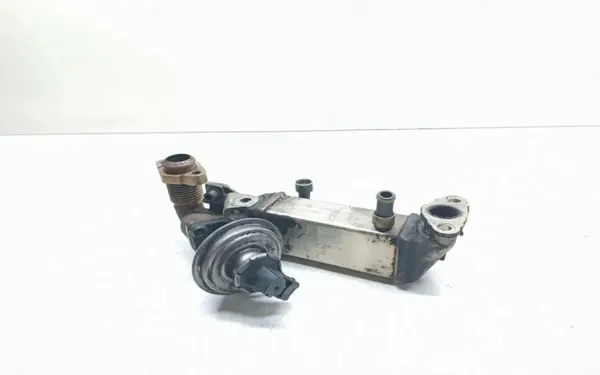 BMW OE 7 800 653 kylare, motorkylning image 3