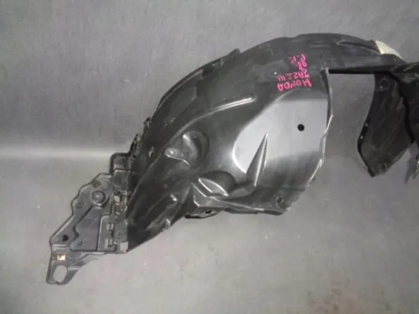 Honda OE Front Right Wheel Arch 74101TF000 image 2