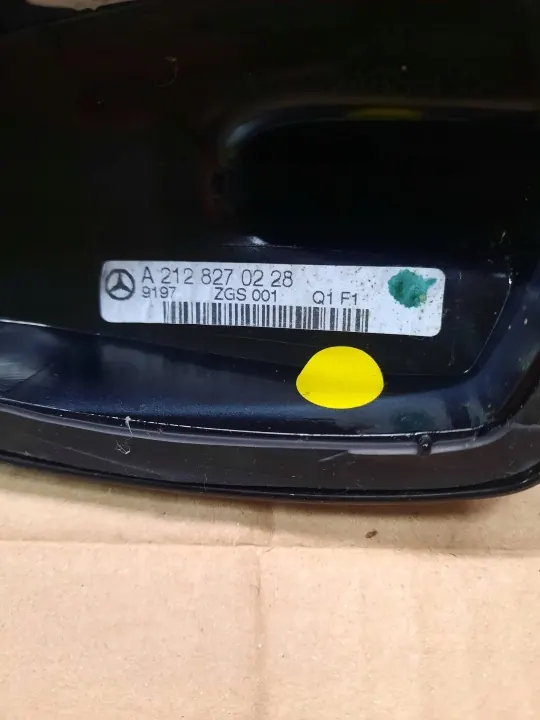 Capa antena Mercedes-Benz OEM A2128270228 - Usado image 4