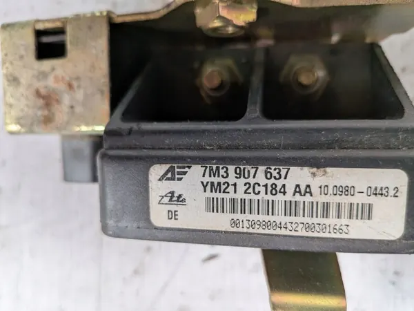 Sensor ESP OEM 7M3907637 - Estado usado image 6
