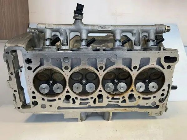 Culata de motor usada OEM 06N103063F para Audi Q5 image 4