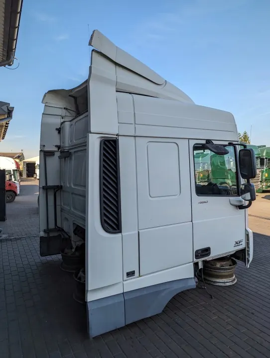 DAF XF 106 Cabine 2014 - OEM XF 106 image 3