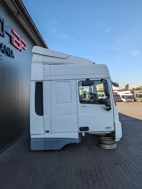 DAF XF 106 Cabine 2014 - OEM XF 106 image 4