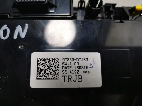 Panneau climatisation Hyundai Tucson OEM FBZ6976 image 3