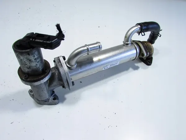 EGR-venttiili jäähdytin Hyundai Santa Fe II 2.2 CRDi image 2