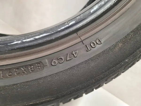 Jeu de 2 pneus été Yokohama Geolandar 215/55 R18 image 7