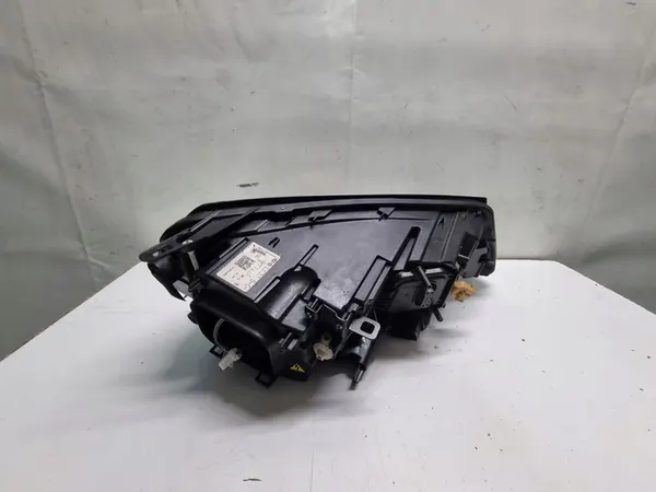 Faros Xenón Izquierdo VW Touareg II Lift 7P1941751B image 3