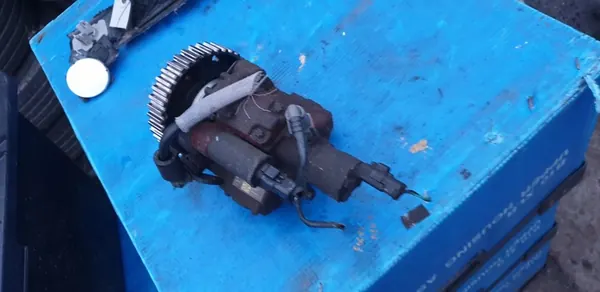 Brandstofpomp Ford Focus MK2 Lift 1.8 TDCi 5WS40094 image 6