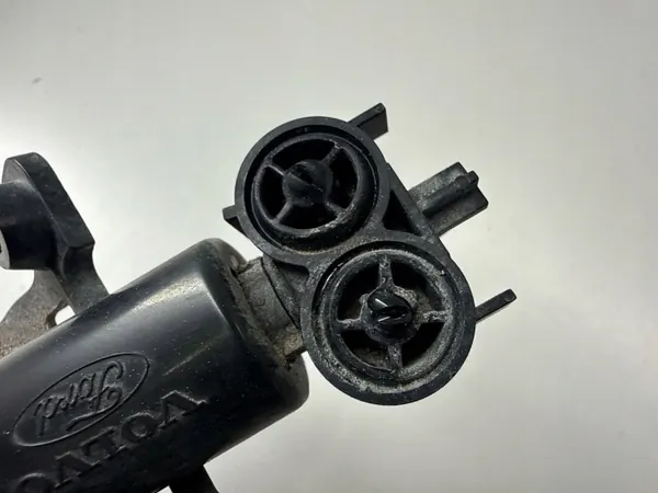 Lave-phare Volvo V60 OEM 312196 Côté droit image 8