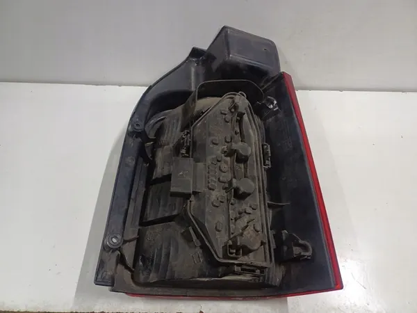 Lámpara trasera izquierda VW Transporter T5 7H0945095G image 7