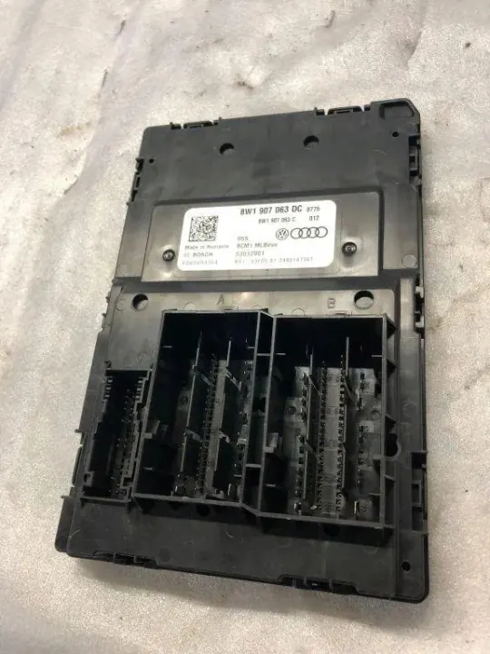 Audi Komfortmodul OEM 8W1907063DC - Begagnad image 2