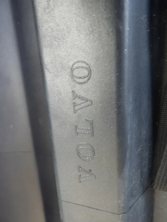 VOLVO S60 Right Side Trim image 10