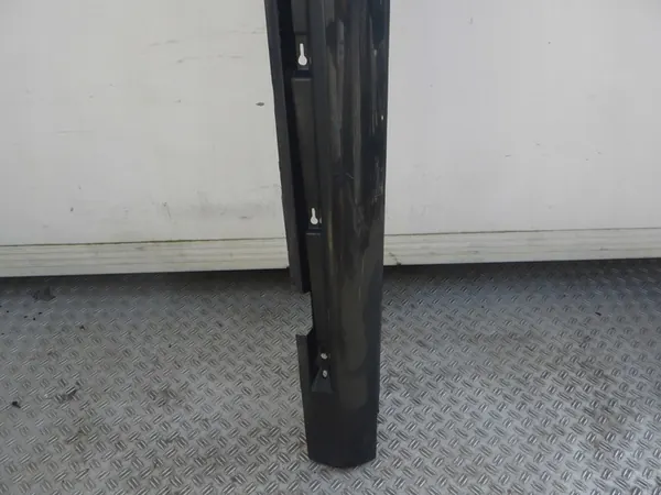 VOLVO S60 Right Side Trim image 5