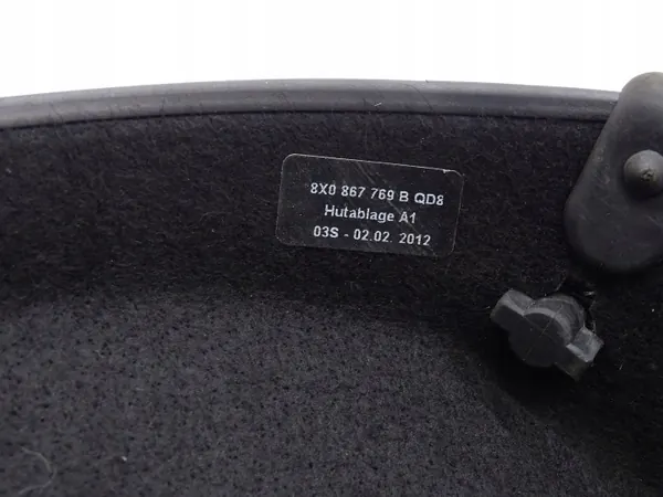 OEM 8X0867769B Couvercle de tablette coffre arrière Audi A1 8X image 4