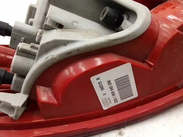 Luz trasera derecha Audi A4 B8 2007-2016 image 6