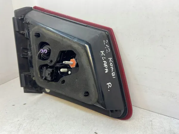 MERCEDES W212 E-LUOKKA PERÄVALO OIKEA image 10