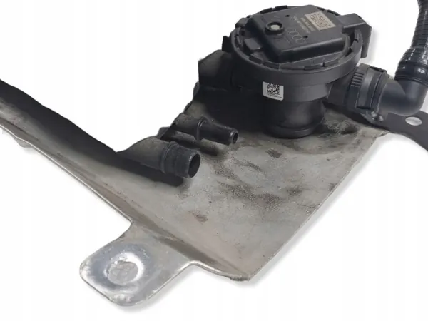 OEM 8W0201801M Kraftstoffdampf-Kohlefilter image 10