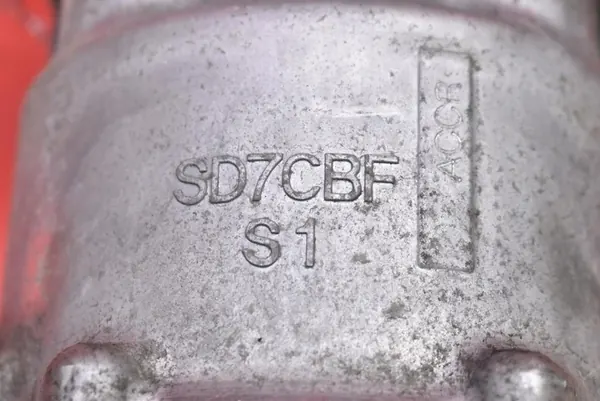 Compresseur de Climatisation Peugeot 3008 1.6 HDI image 6