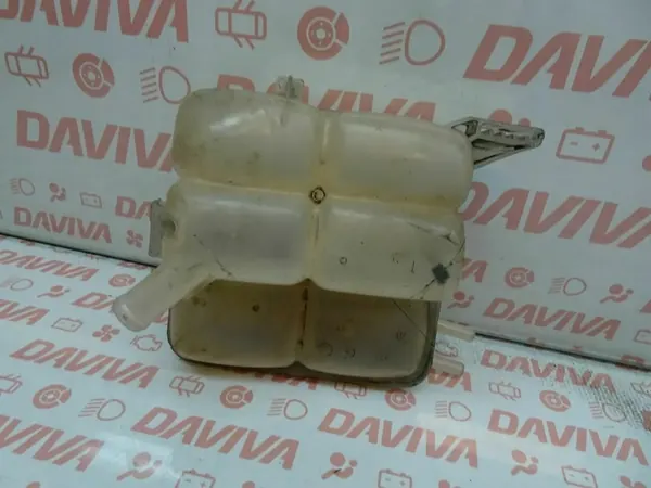 Kühlmittel-Ausdehnungsbehälter Ford Focus 1.6 TDCi Diesel image 3