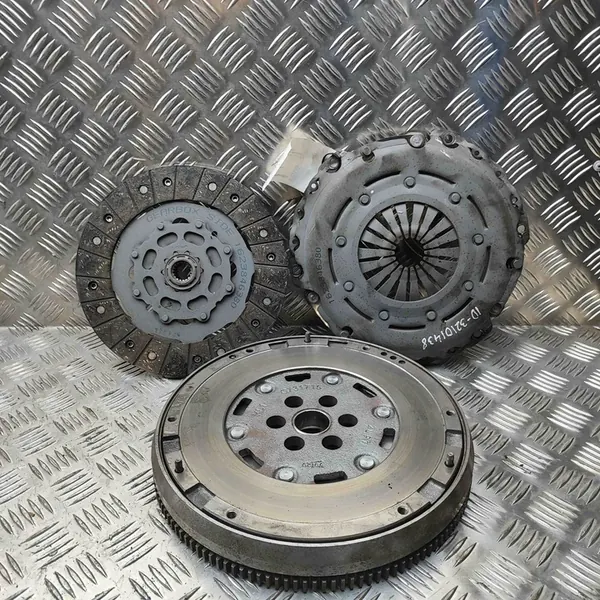 Embreagem completa Citroën C3 III 1.2L 81kw 2023 OEM 1623846380 image 2