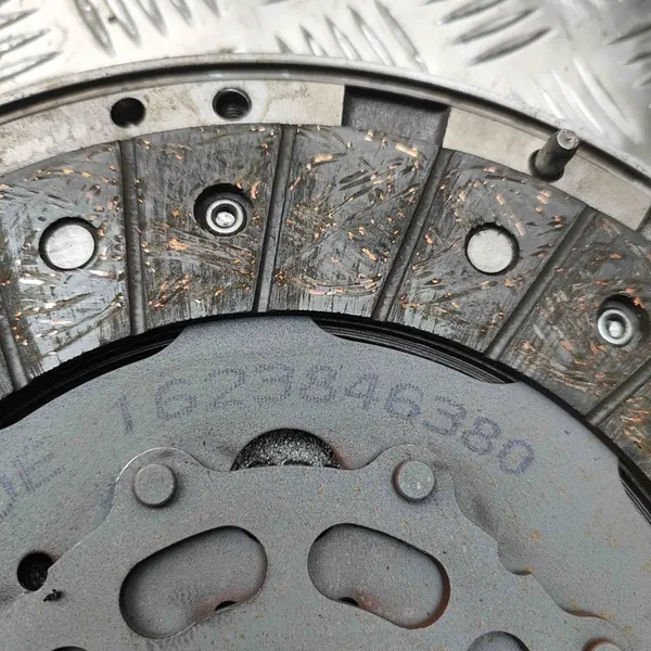 Embreagem completa Citroën C3 III 1.2L 81kw 2023 OEM 1623846380 image 6