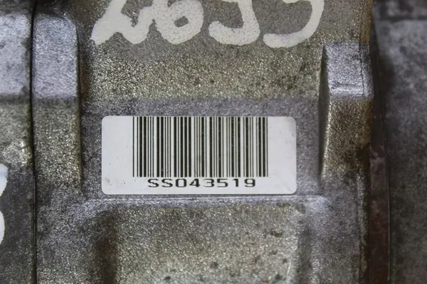 Compressore Aria Condizionata Audi A8 S8 D2 HFC134A 4D0260805B image 3