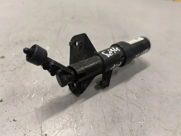 Right Front Headlight Washer Passat CC 3C8955104 image 3