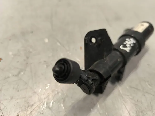 Right Front Headlight Washer Passat CC 3C8955104 image 4