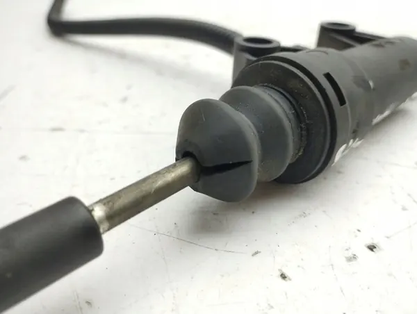 Kytkinpääsylinteri Mercedes-Benz C W204 2008 A2042900012 image 7