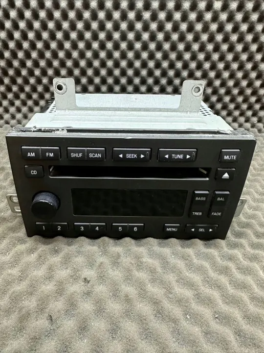 Radio OEM 6W1T18C869AA para Lincoln Town Car image 2