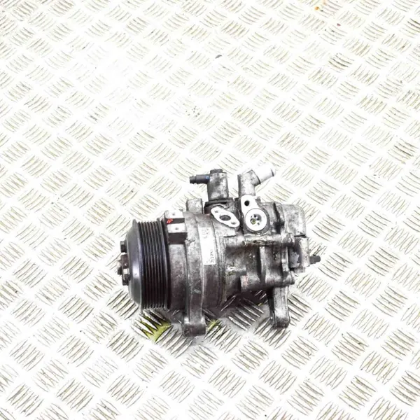 Hydrauliikkapumppu OEM 7632001 BMW 5 F10 4.4L image 3