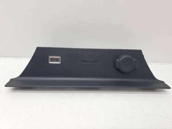 Tomada isqueiro USB-C OEM 9838834480 para Citroen C5 X image 2