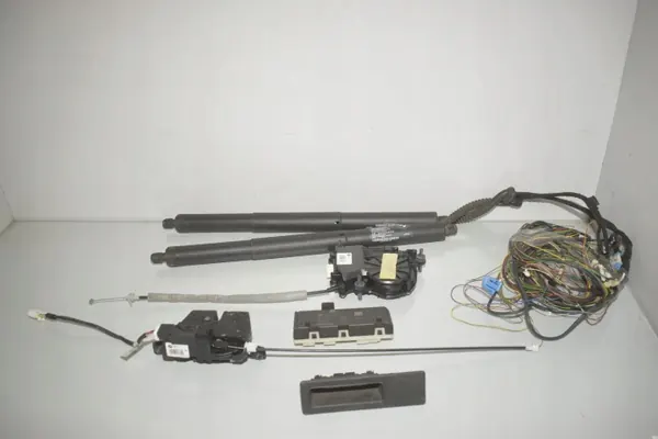 OEM 7463161 Heckklappenöffner Kit BMW X1 F48 image 2