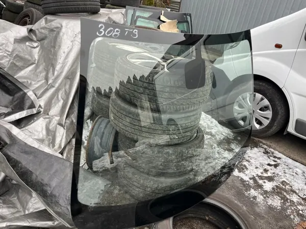 Frontscheibe OEM PEUGEOT 308 II T9 mit Sensor image 3