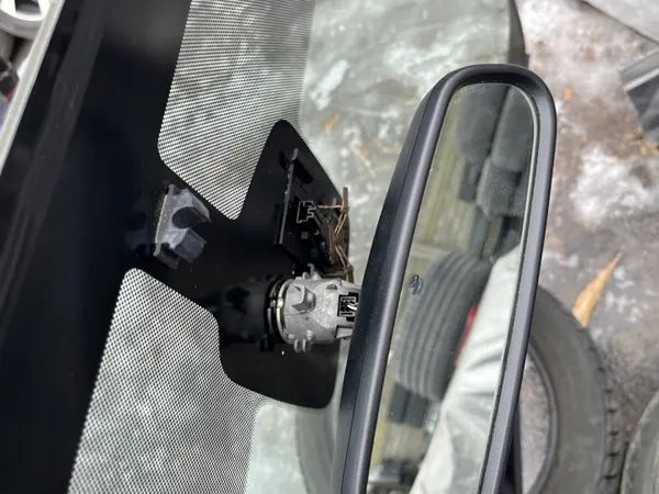 Frontscheibe OEM PEUGEOT 308 II T9 mit Sensor image 6