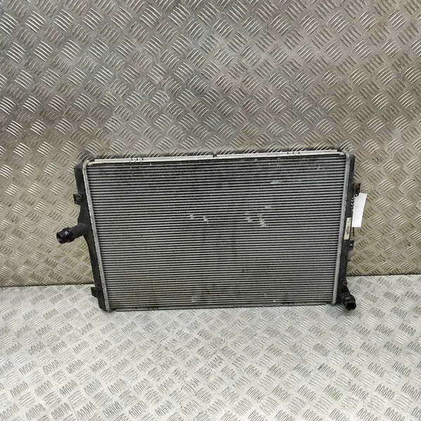 Radiador de agua VW PASSAT B7 3AA121253 image 2