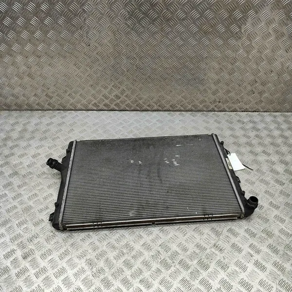 Radiador de agua VW PASSAT B7 3AA121253 image 3