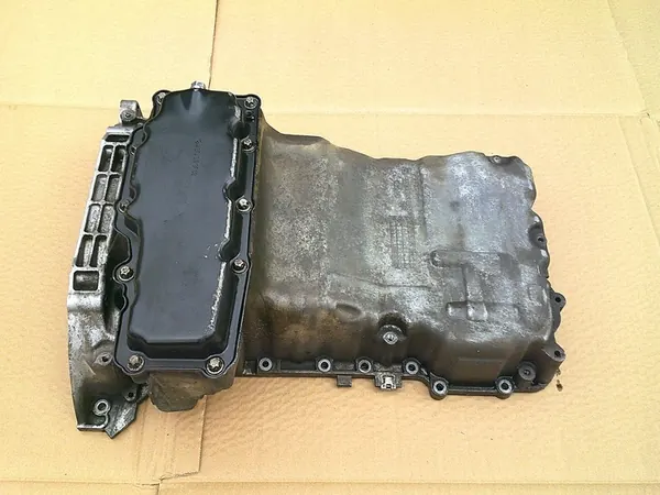 Oljepanna Mercedes W205 1.6 2.0 CGI A2740140100 image 2