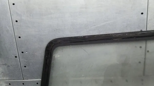 Vidrio de Carrocería Izquierdo VW T4 90-03R 2.5TDI OEM VOLVOMAR image 7