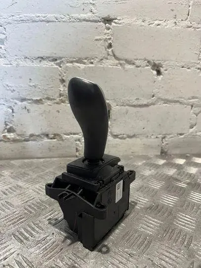 BMW 5 F10 Vaihteiston mekanismi OEM 1010002200 image 3