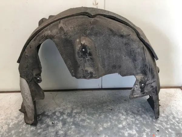 Mercedes W205 Vasen Takapyöränkori OEM A2056900730 image 2