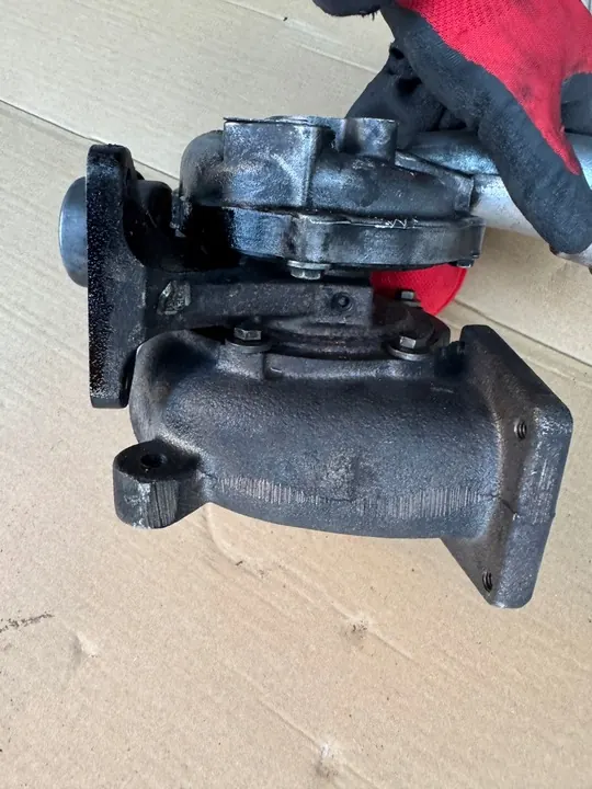 Turbo K04-032 Volkswagen T5 Transporter 2.5 TDI image 3