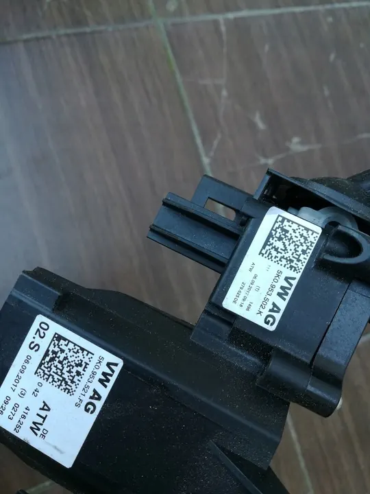 VW Schalter Tiguan Altea Alhambra Sharan Leon II Golf VI image 5