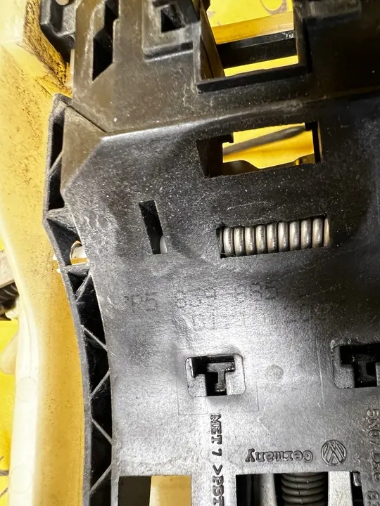 Dörrhandtag Låsbasis Fram Höger Porsche Cayenne II image 7