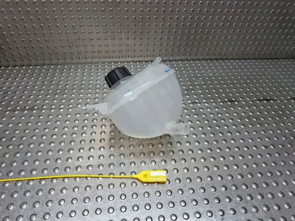 Depósito de expansión OEM S25165818 para Nissan Qashqai J12 image 2